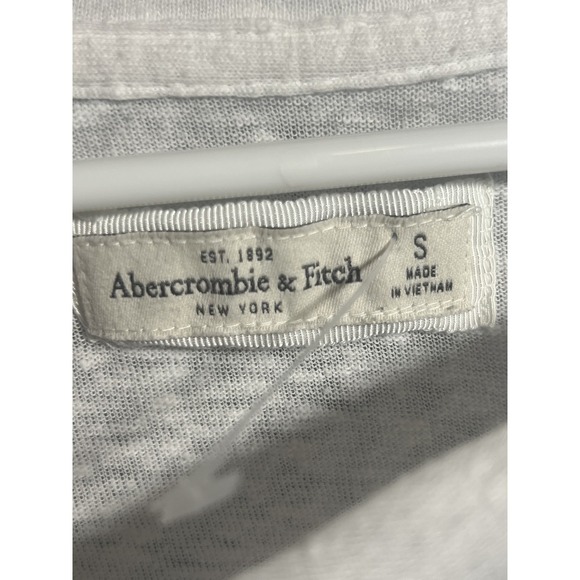 Abercrombie & Fitch Women's White Long Sleeve Top Sweater Knit Details Size S - Picture 4 of 6